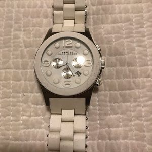 Marc Jacobs Silver Womens’ Silicone Sports Watch